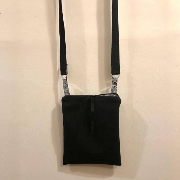 C4EB2DC6-17BD-4A34-8735-8114C3A633F1